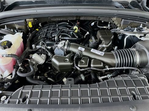 Certified 2024 Jeep Grand Cherokee Laredo w/ Luxury Tech Group I AWD/4WD image 41