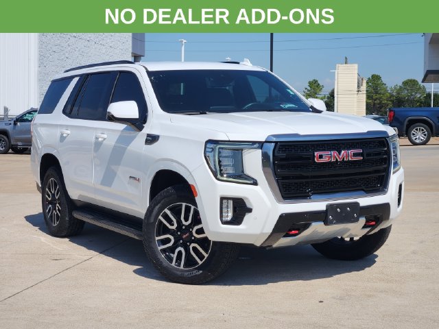 Used 2024 GMC Yukon AT4 w/ Technology Package AWD/4WD image 1