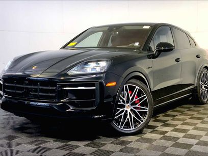 Certified 2025 Porsche Cayenne S w/ Premium Package Plus