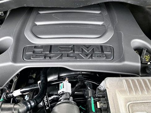 New 2026 RAM 1500 4x4 Crew Cab image 19