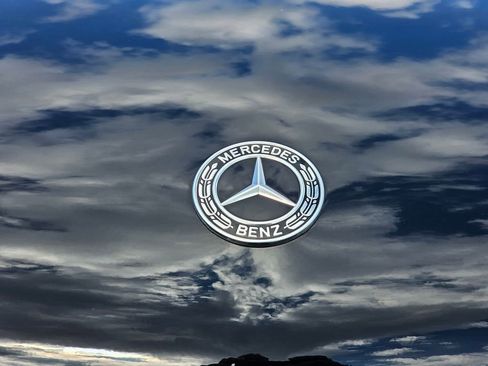 Used 2026 Mercedes-Benz GLS 450 4MATIC image 10