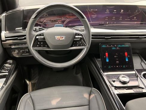 New 2026 Cadillac Escalade ESV Sport w/ Touring Package AWD/4WD image 11
