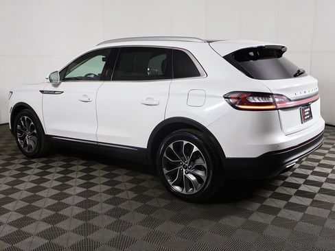 Used 2022 Lincoln Nautilus Reserve image 15