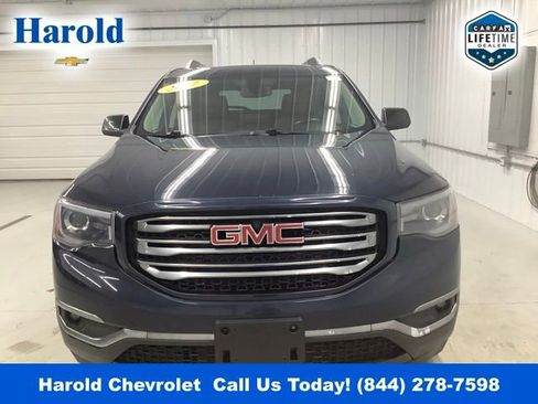 Used 2017 GMC Acadia SLT image 2