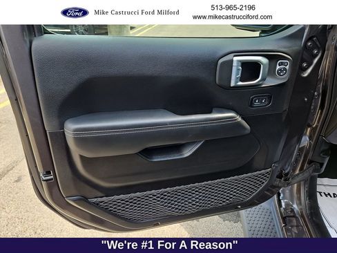 Used 2021 Jeep Wrangler Unlimited Sahara AWD/4WD image 23