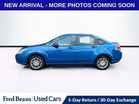 Used 2011 Ford Focus SE w/ 201A Rapid Spec Order Code FWD image 4