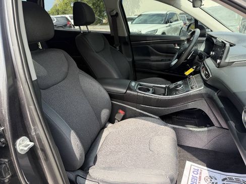 Used 2021 Hyundai Santa Fe SE FWD image 11