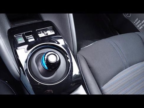 New 2024 Nissan Leaf SV Plus image 19