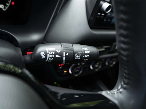 Used 2024 Honda HR-V EX-L image 24