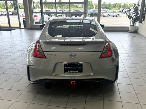 Used 2015 Nissan 370Z NISMO RWD image 44