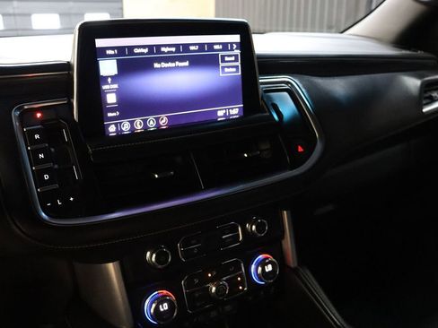 Used 2021 GMC Yukon SLT w/ SLT Premium Package image 47