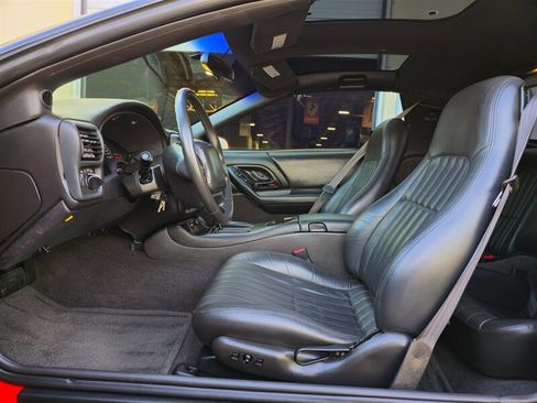 Used 2002 Chevrolet Camaro Z28 w/ Preferred Equipment Group 2 RWD image 15
