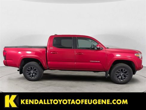 Used 2023 Toyota Tacoma SR5 w/ Technology Package image 6