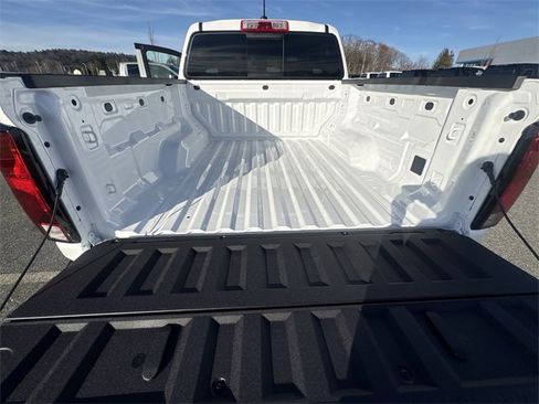 New 2026 Chevrolet Colorado LT image 27