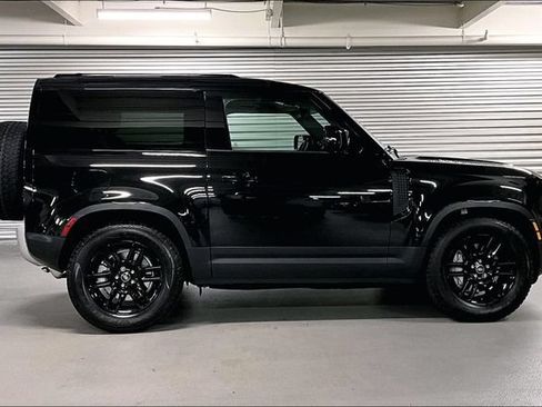 Used 2025 Land Rover Defender 90 S AWD/4WD image 14