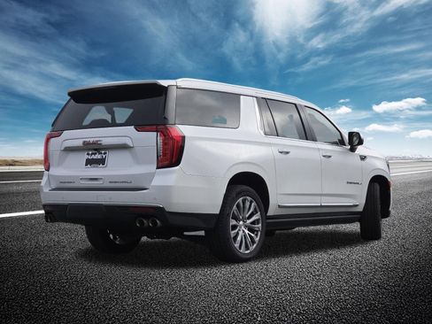 Used 2022 GMC Yukon XL Denali image 21