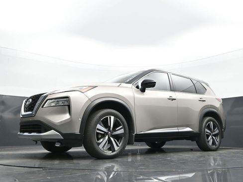Used 2023 Nissan Rogue Platinum w/ Platinum Premium Package FWD image 29