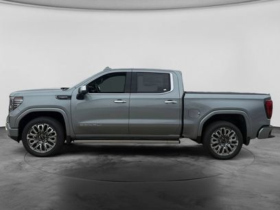 New 2026 GMC Sierra 1500 Denali Ultimate w/ LPO, Black Badging Package