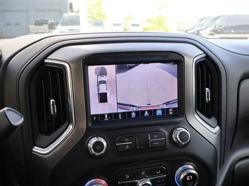 Used 2022 GMC Sierra 3500 Denali AWD/4WD image 24