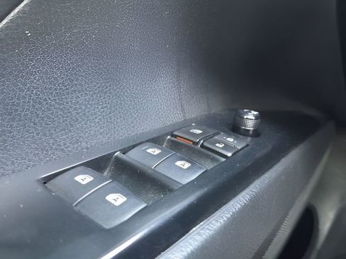 Used 2018 Toyota Camry SE image 20