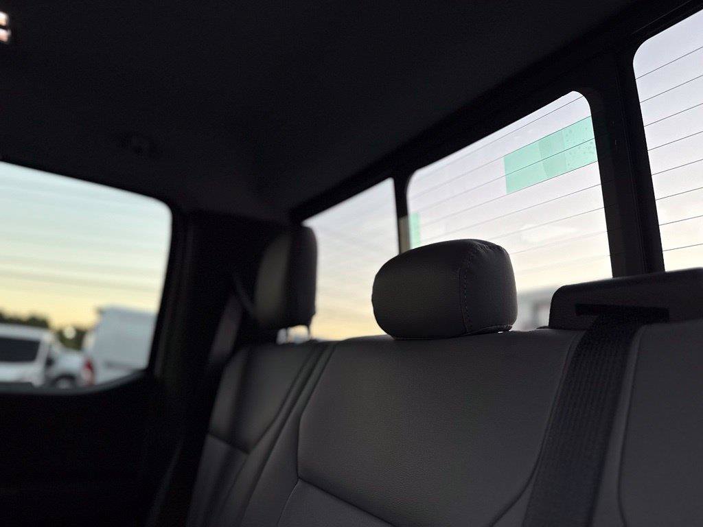 New 2026 Ford F550 4x4 Supercab Super Duty image 25