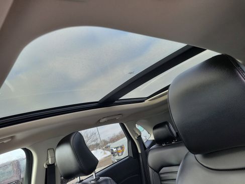 Used 2024 Ford Edge SEL w/ Convenience Package image 35