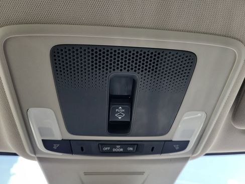 Used 2024 Honda Civic EX-L image 29