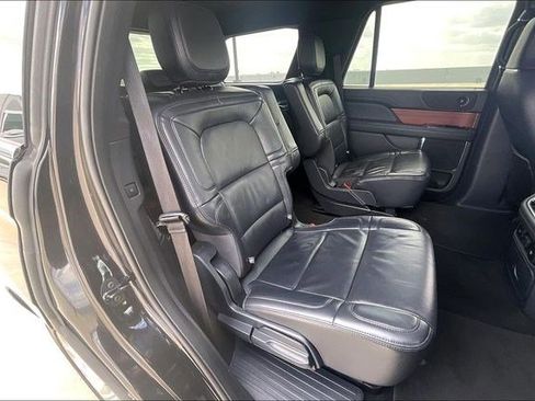 Used 2024 Lincoln Navigator Reserve image 31