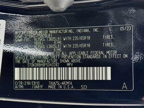 Used 2023 Toyota Highlander XLE AWD/4WD image 33