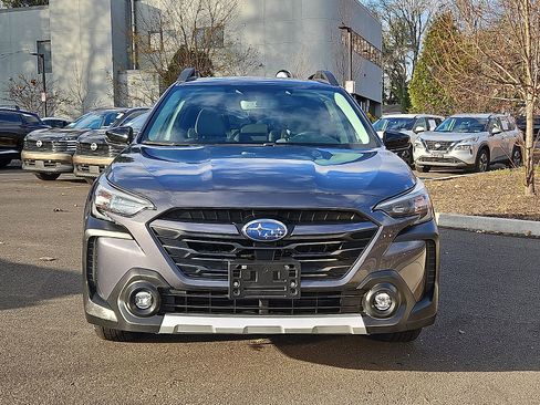 Used 2023 Subaru Outback Limited image 2