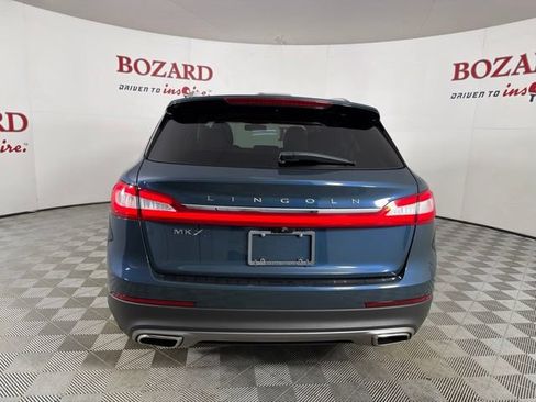 Used 2016 Lincoln MKX Reserve w/ Technology Package FWD image 7