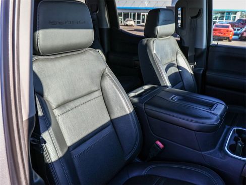 Used 2020 GMC Sierra 1500 Denali w/ Denali Premium Package image 18
