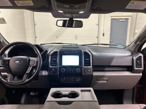 Used 2015 Ford F150 XLT w/ Equipment Group 302A Luxury AWD/4WD image 17