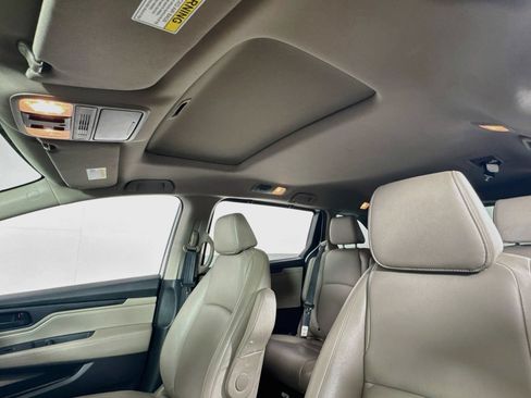 Used 2024 Honda Odyssey EX-L image 15