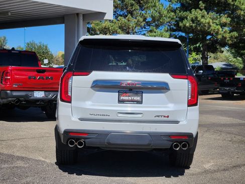 Used 2024 GMC Yukon XL AT4 w/ Technology Package AWD/4WD image 14