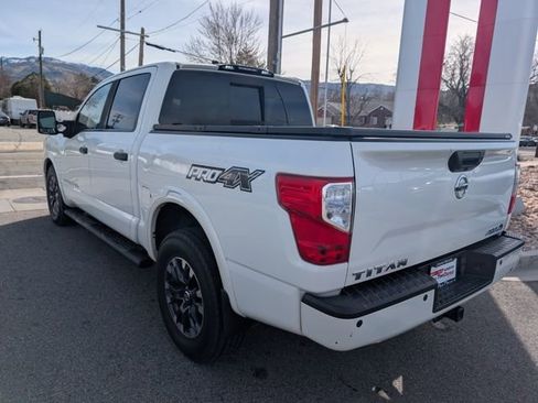 Used 2018 Nissan Titan PRO-4X AWD/4WD image 5