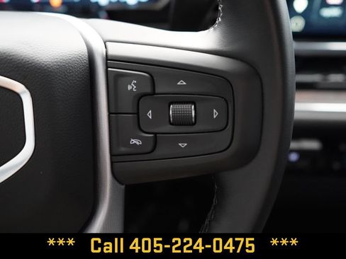 Used 2025 GMC Sierra 1500 SLT AWD/4WD image 37