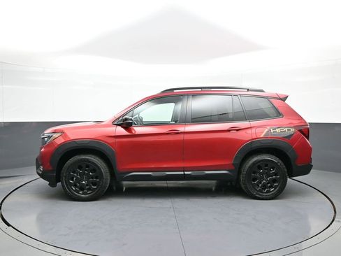 Certified 2023 Honda Passport TrailSport image 9