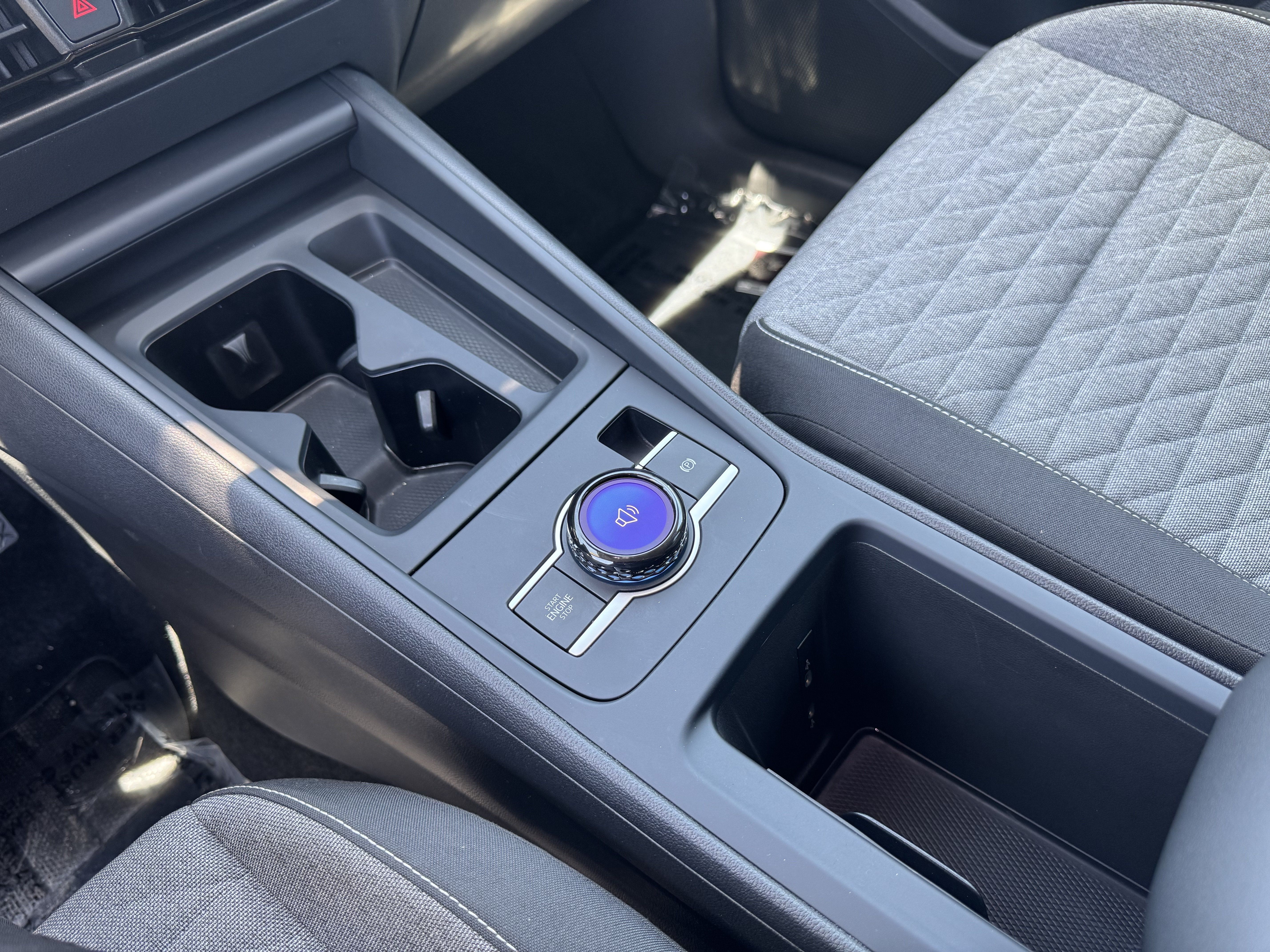 Certified 2025 Volkswagen Tiguan S FWD image 25