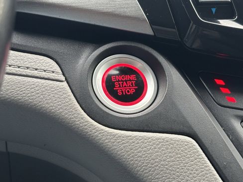 Used 2019 Honda Odyssey EX-L image 24