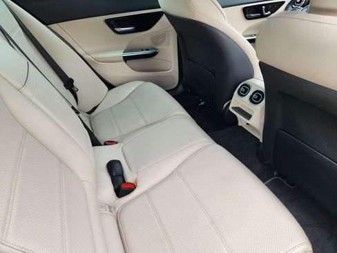 Used 2022 Mercedes-Benz C 300 Sedan image 38