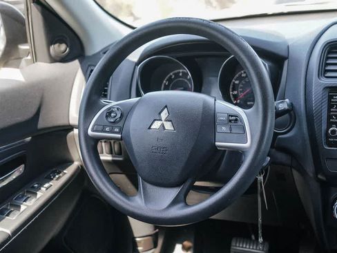 Used 2019 Mitsubishi Outlander Sport ES FWD image 14