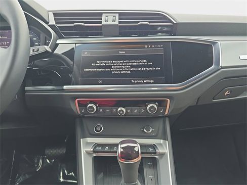 Used 2025 Audi Q3 2.0T Premium w/ Convenience Package image 23