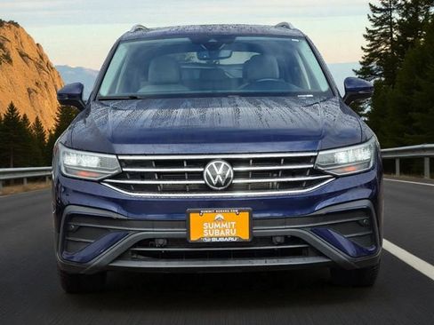 Used 2022 Volkswagen Tiguan SE image 3