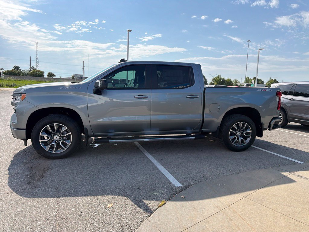 New 2026 Chevrolet Silverado 1500 RST w/ RST All Star Premium Package AWD/4WD image 6