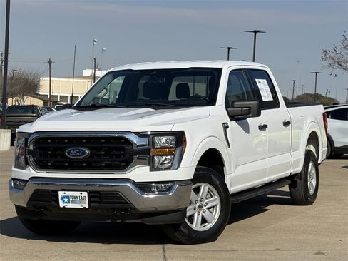 Used 2023 Ford F150 Lariat image 2