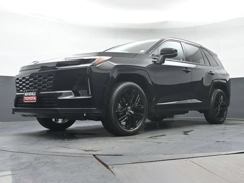 Used 2026 Toyota RAV4 XSE w/ Panoramic Sun Roof Package AWD/4WD image 37