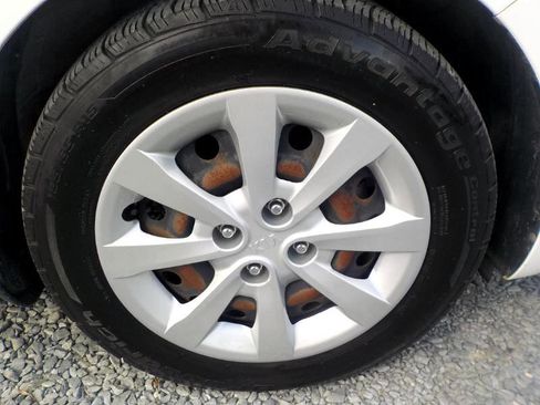 Used 2017 Kia Rio LX image 28