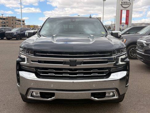 Used 2022 Chevrolet Silverado 1500 LTZ w/ LTZ Premium Package AWD/4WD image 8