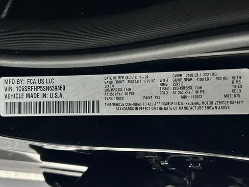 Certified 2025 RAM 1500 Limited w/ Off Road Group image 26